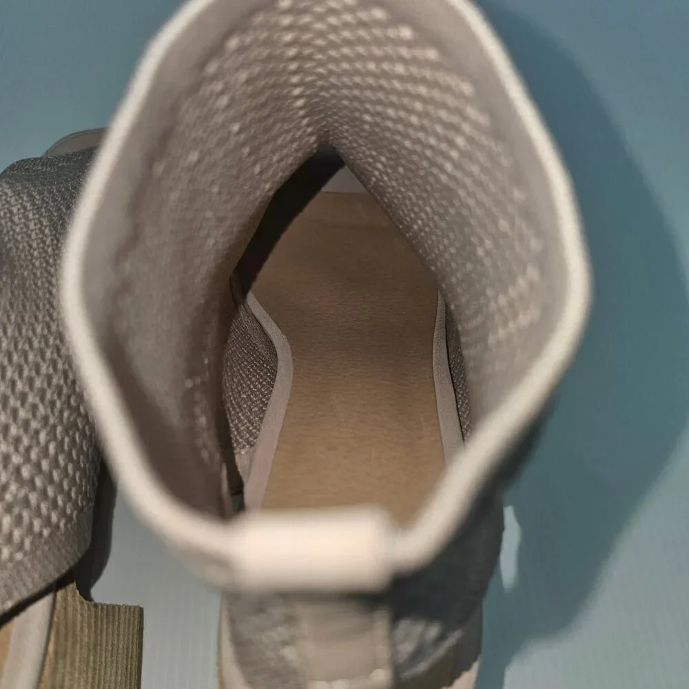 Eileen Fisher Gavis Peep Toe Bootie Womens 9 Blush Knit Block Heel Neutral NEW